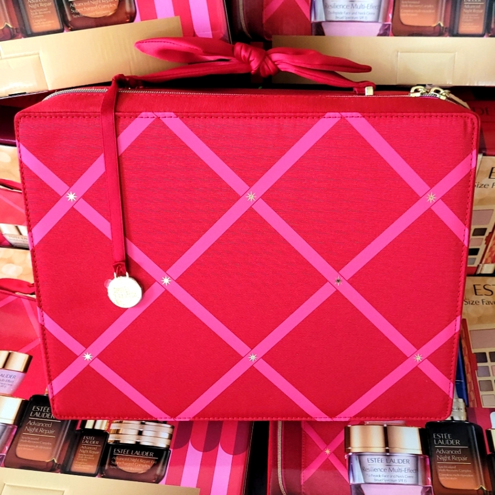 Estee Lauder Travel Case